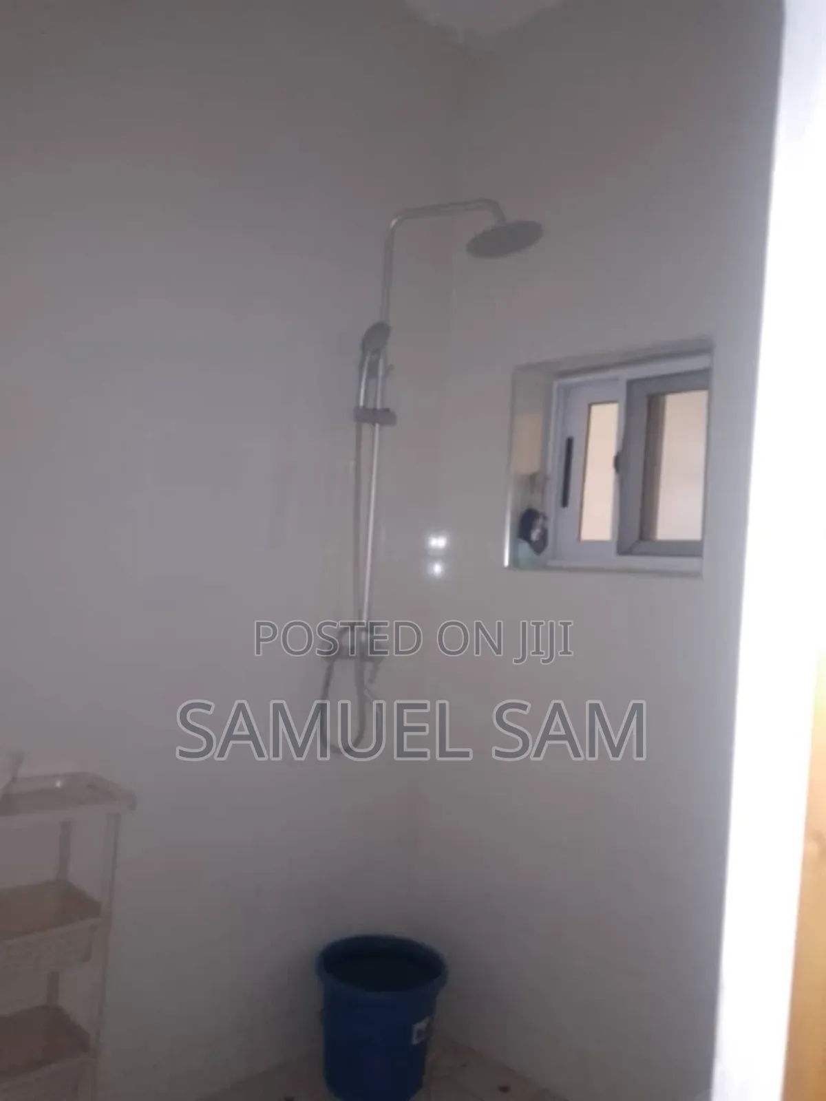 4bdrm House in Community 6, Tema Metropolitan for sale