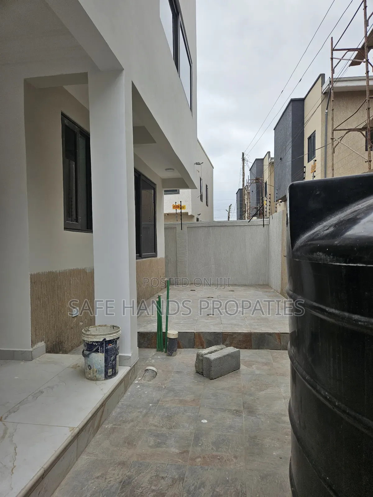 4bdrm House in Oyarifa, Accra Metropolitan for sale