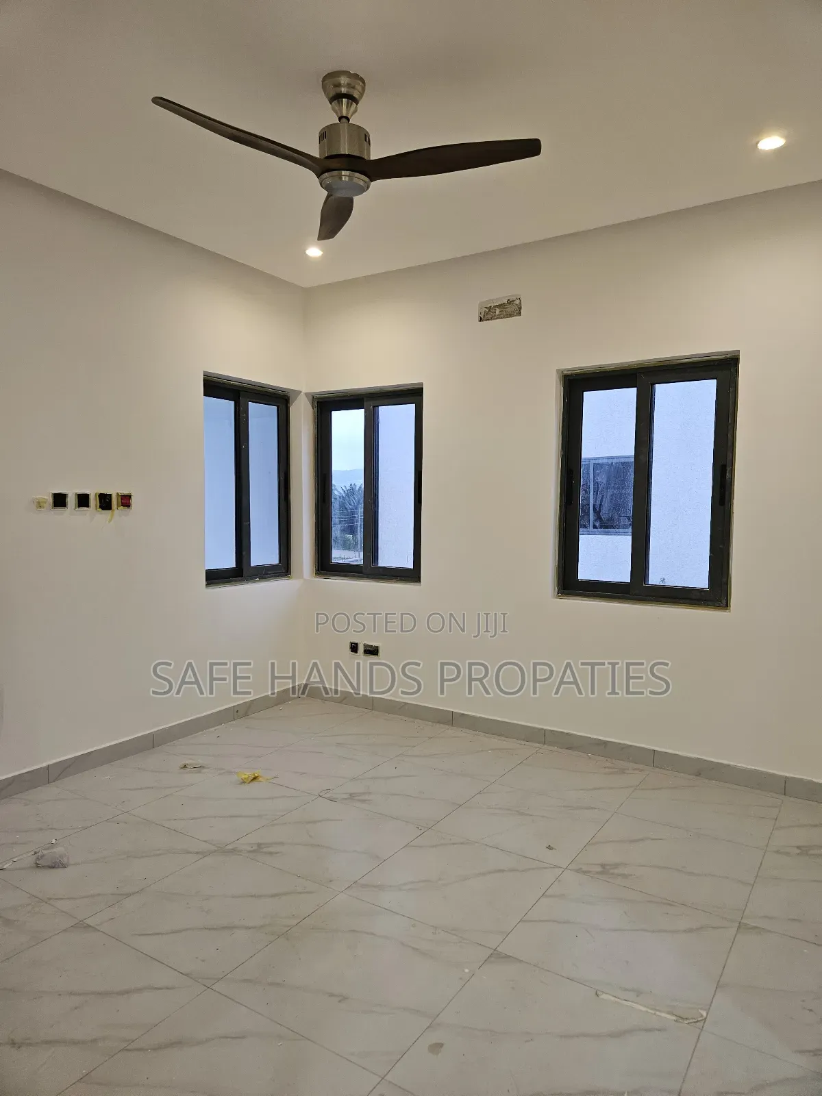 4bdrm House in Oyarifa, Accra Metropolitan for sale