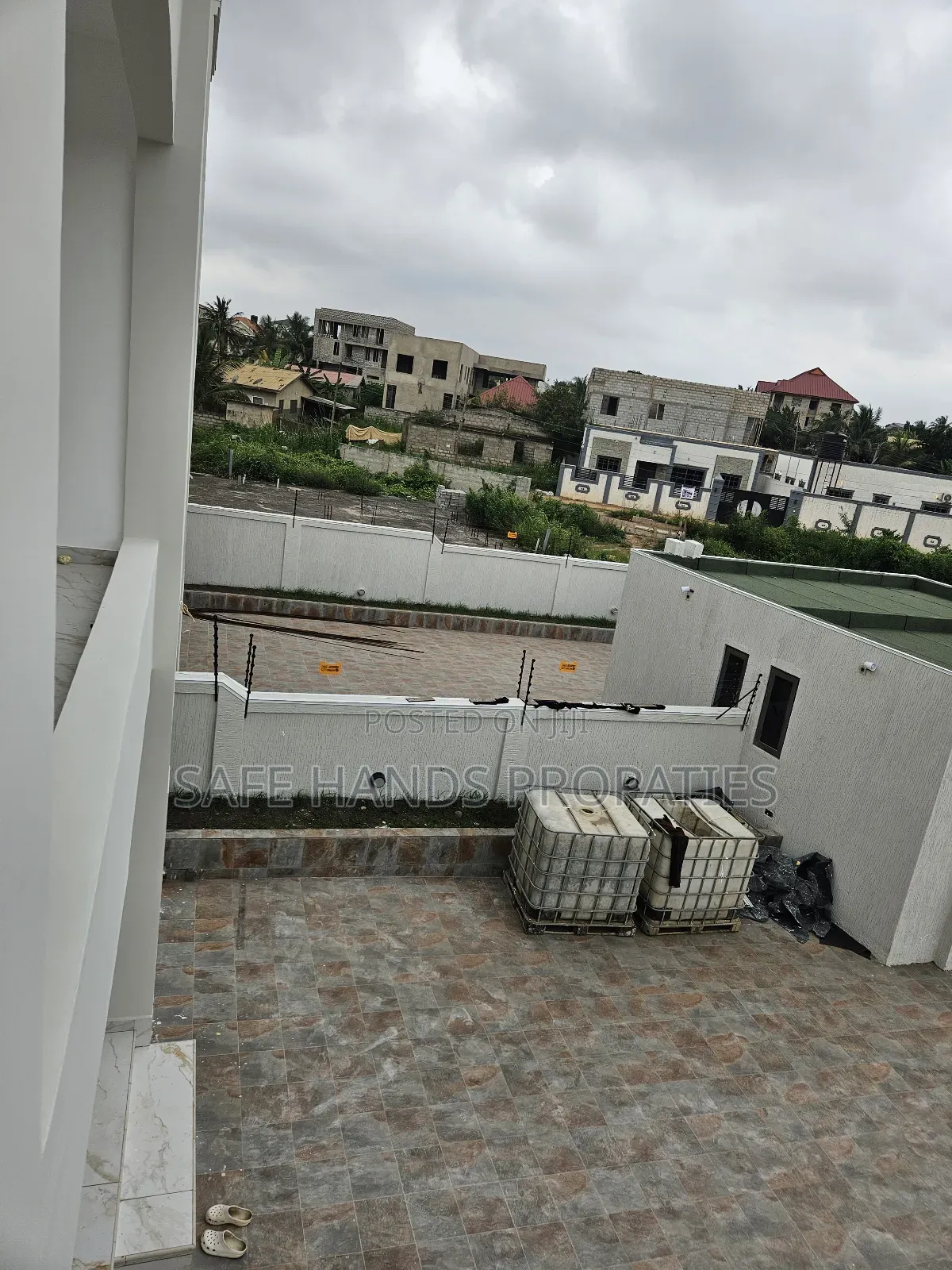 4bdrm House in Oyarifa, Accra Metropolitan for sale