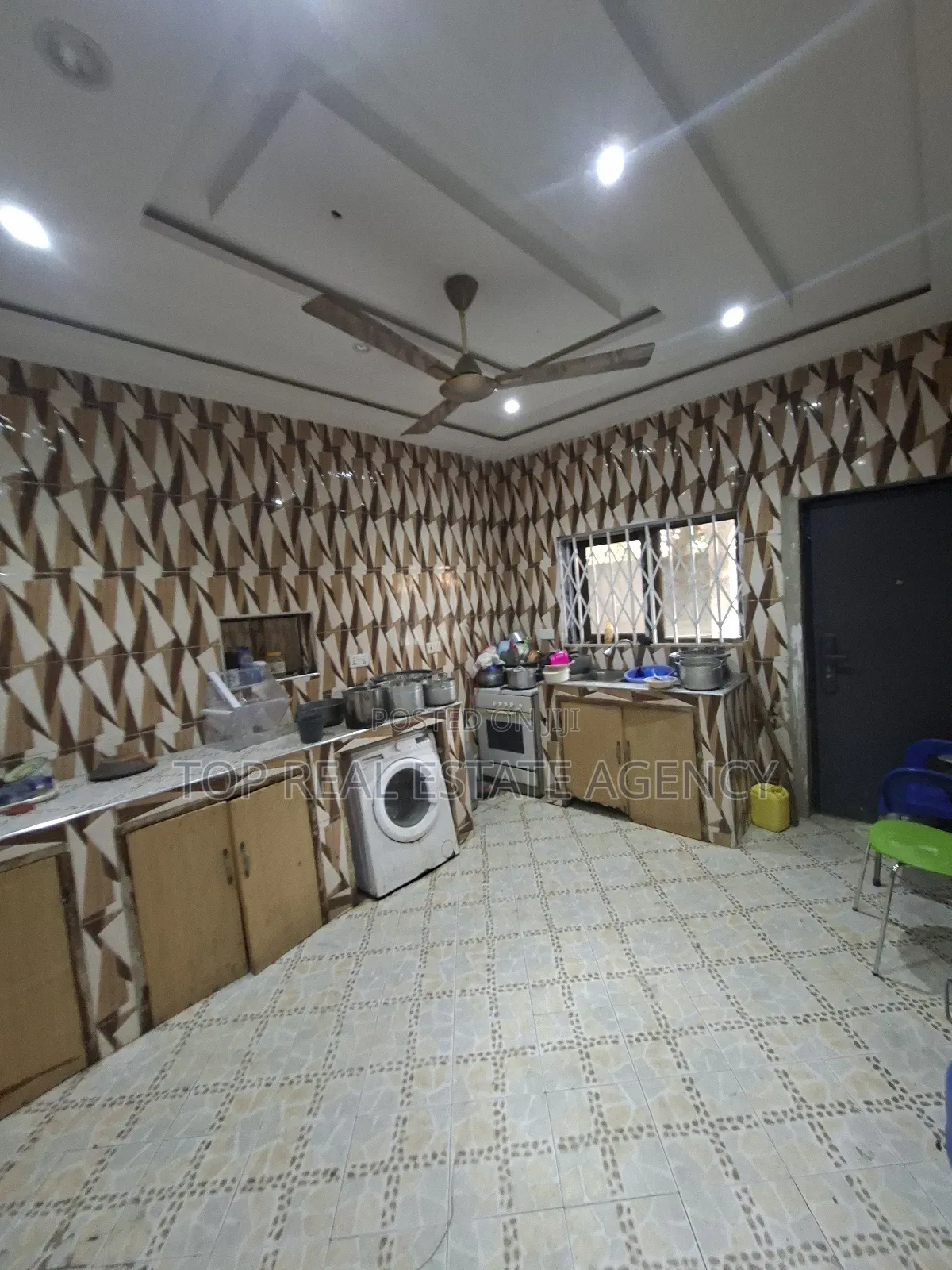 4bdrm House in ,, Business Center, Ashaley Botwe for sale