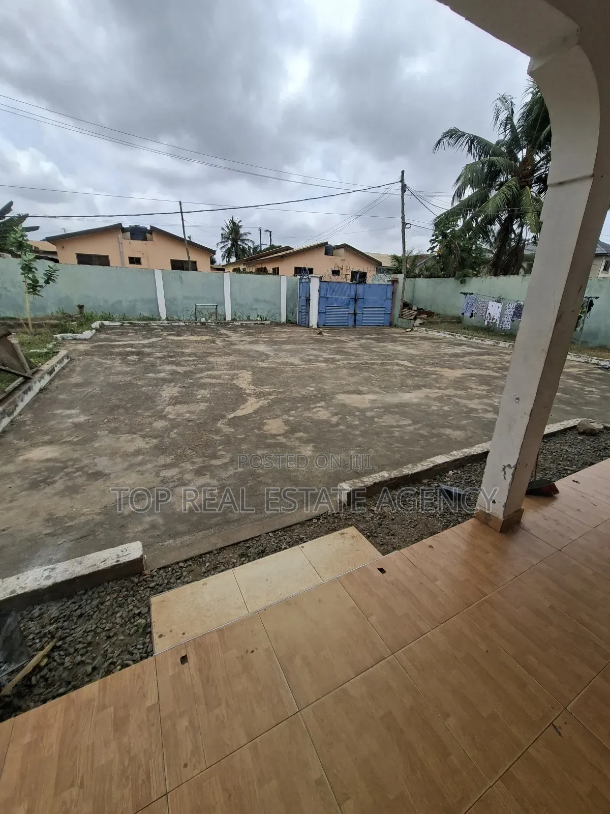 4bdrm House in ,, Business Center, Ashaley Botwe for sale