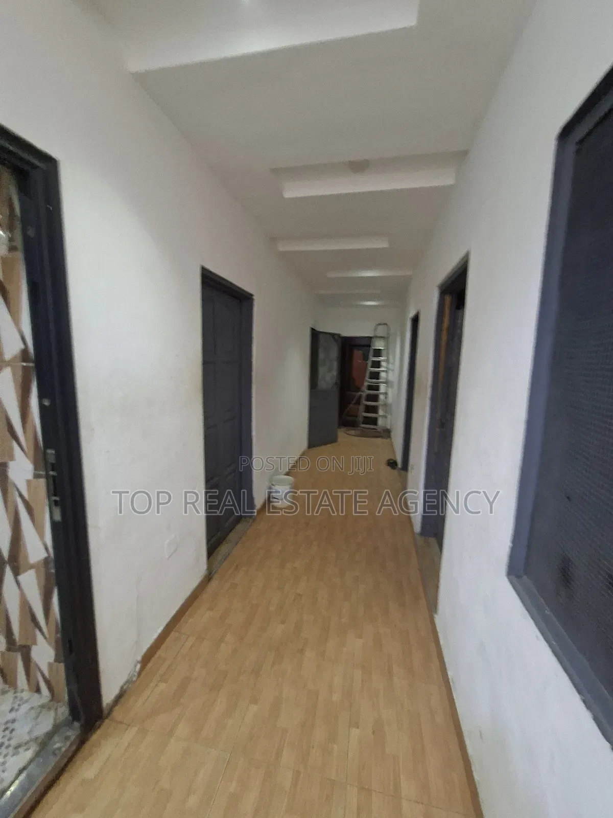 4bdrm House in ,, Business Center, Ashaley Botwe for sale