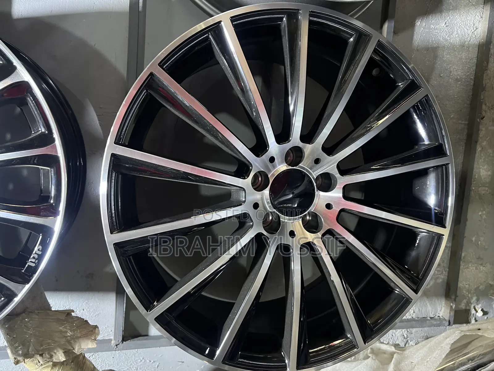 Mercedes Benz,Honda,Audi,Nissan,Hyundai Available