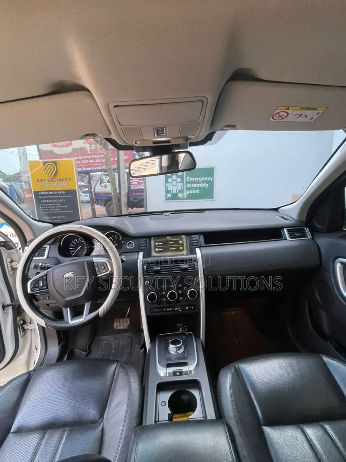 Land Rover Discovery Sport HSE 2015 White