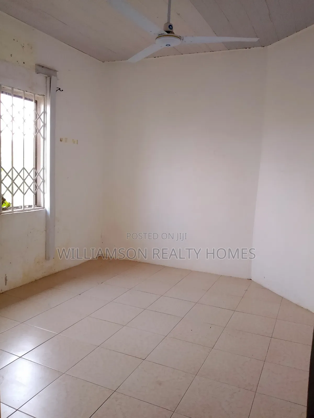 1bdrm Apartment in Spintex Main Road for rent