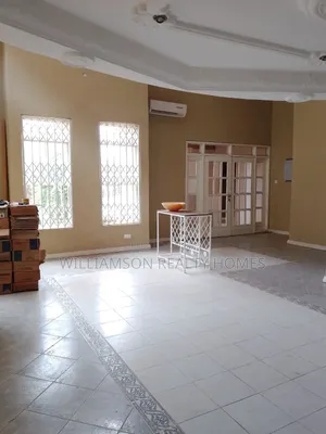 6bdrm House in Hfc Estate Area, Spintex for rent