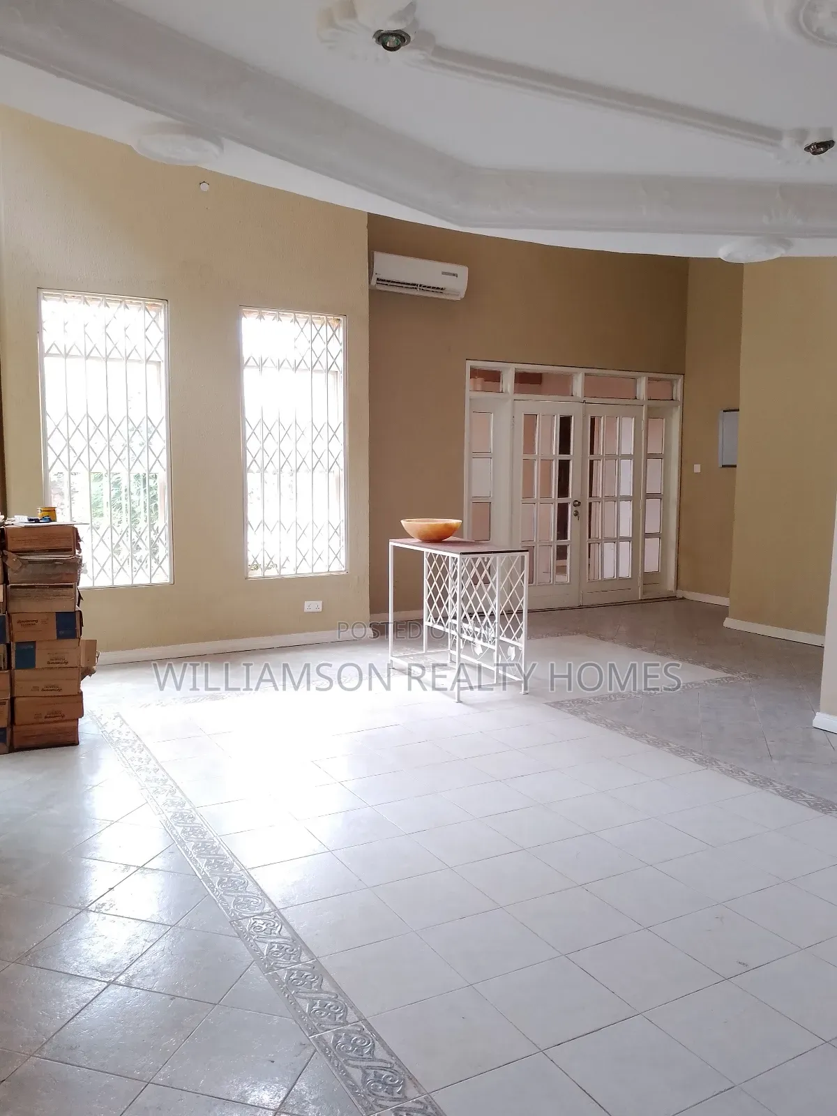 6bdrm House in Hfc Estate Area, Spintex for rent