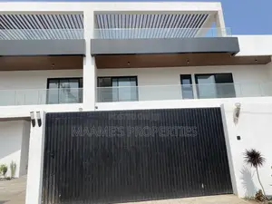 5bdrm Duplex in Tseaddo for rent