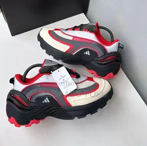 Adidas Back Pump Sneaker