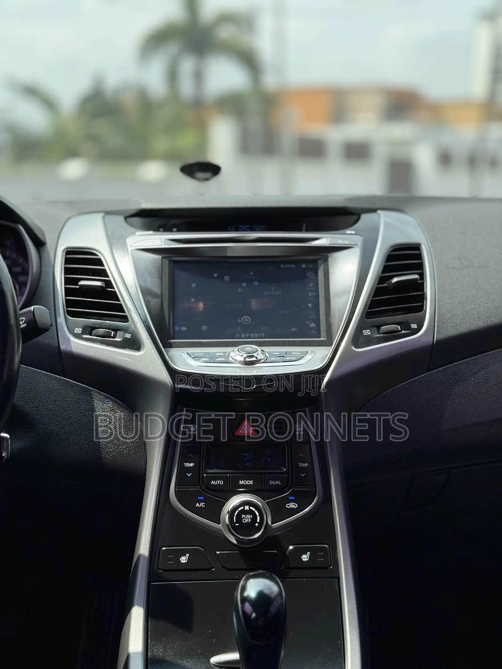 Hyundai Avante 2014 White