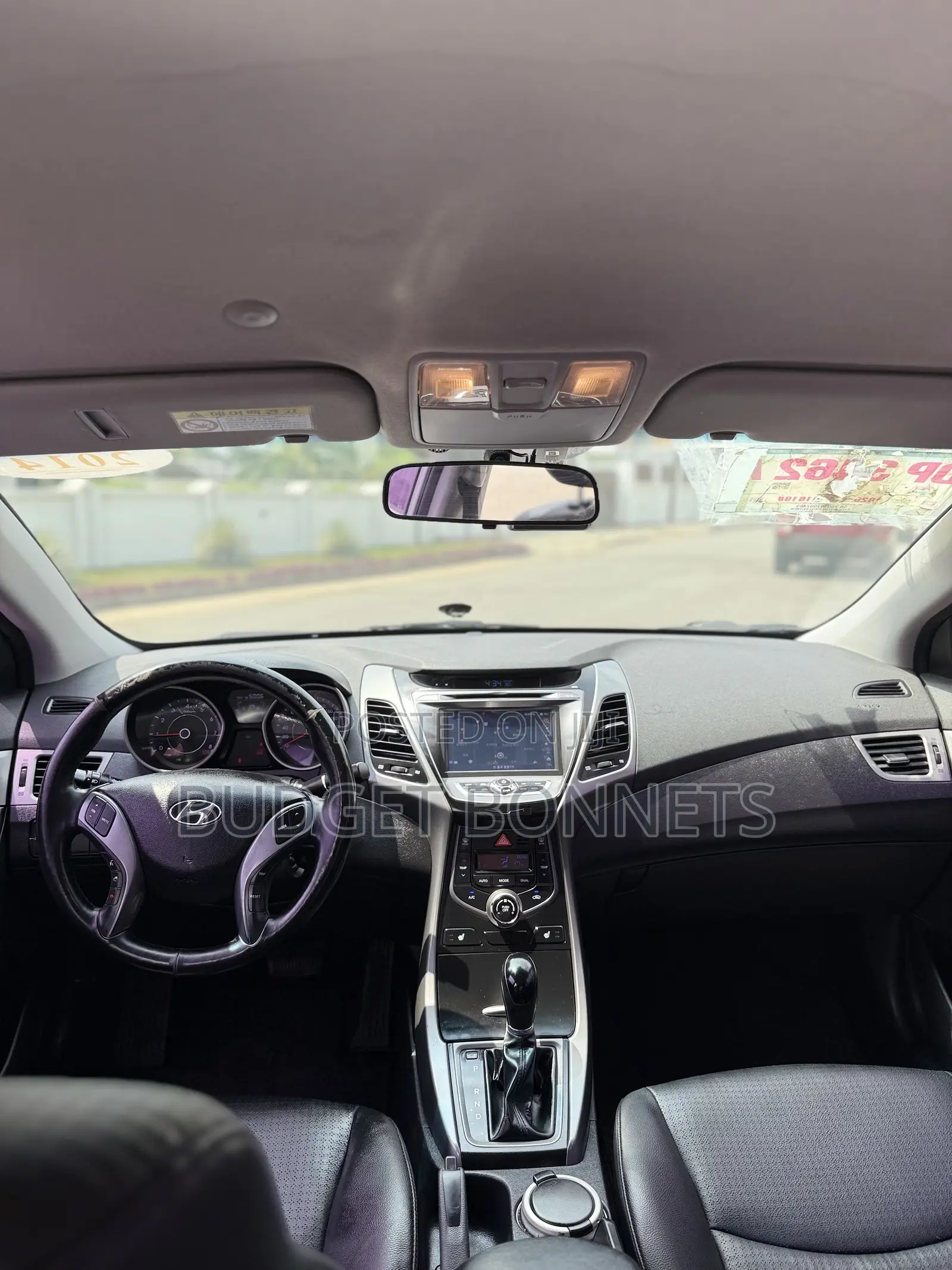 Hyundai Avante 2014 White