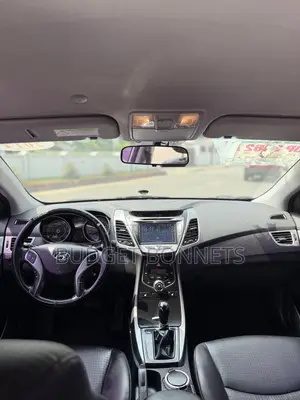 Hyundai Avante 2014 White
