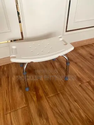 Bath/Shower Chair Without Backrest