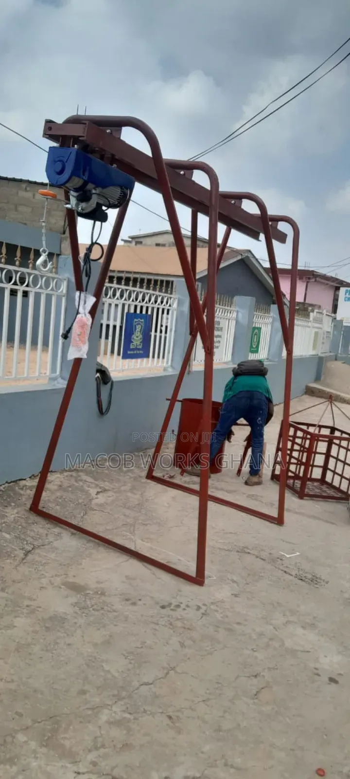 Electric Hoist and Complete Stand