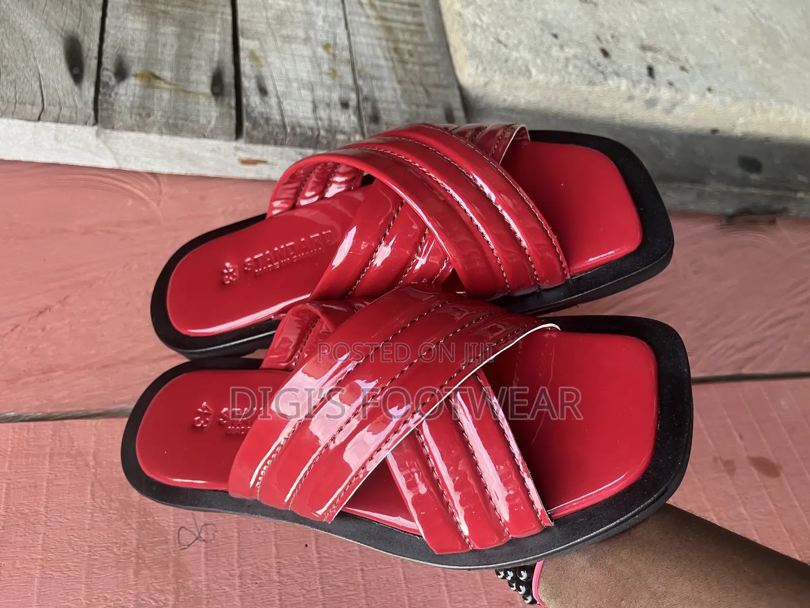 Red New Chunk Leather Slippers