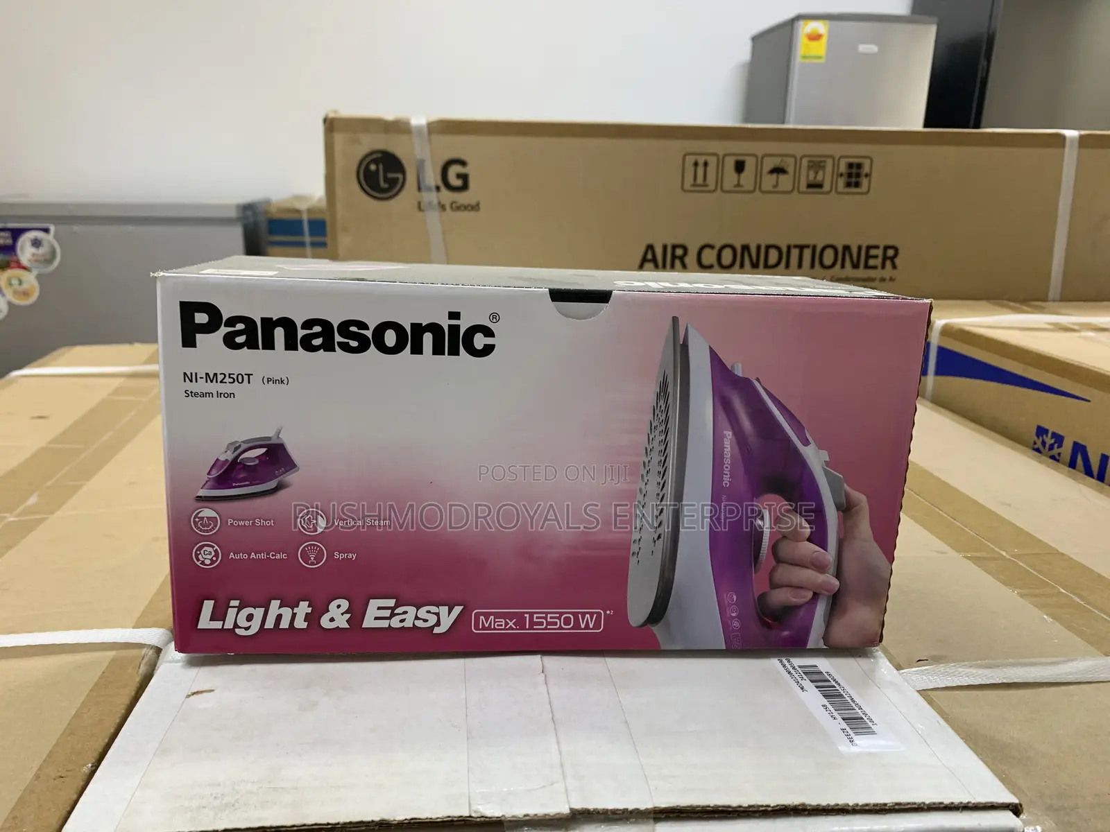 Panasonic Ni-250t Lightweight Power Steam Iron