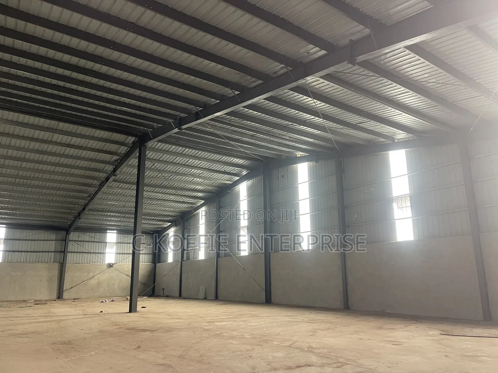 2000 SQM at Tema for Rent