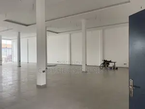 Showroom of 1,750 SQM at Spintex for Rent