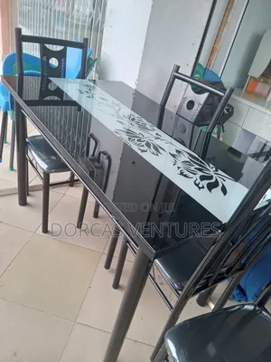 Habitants Dinner Set
