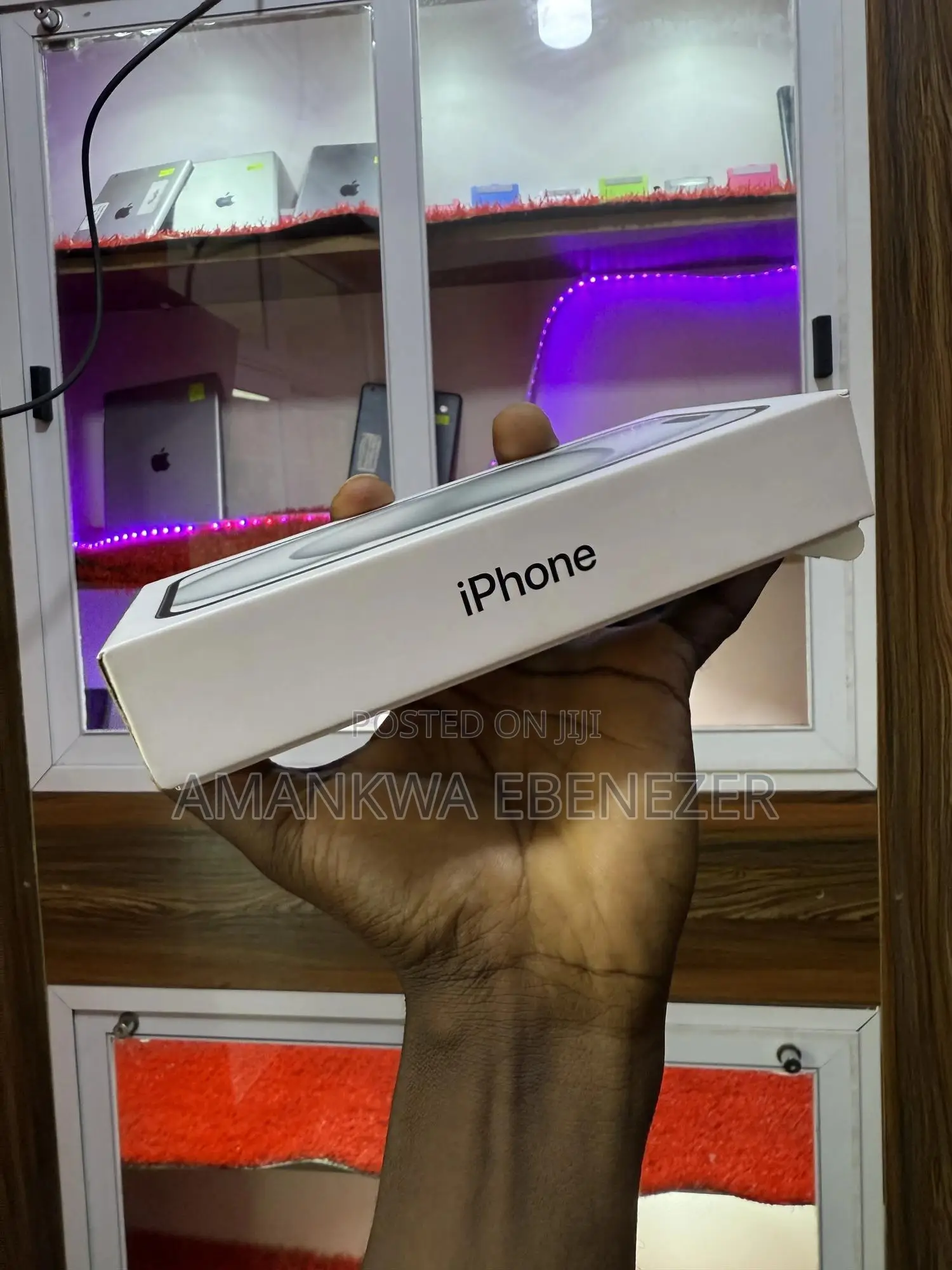 New Apple iPhone 15 128 GB Black