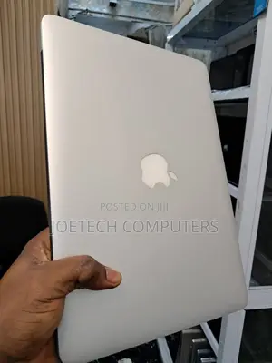 Laptop Apple MacBook Pro 2015 8GB Intel Core i5 SSD 256GB