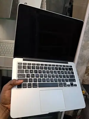 Laptop Apple MacBook Pro 2015 8GB Intel Core i5 SSD 256GB
