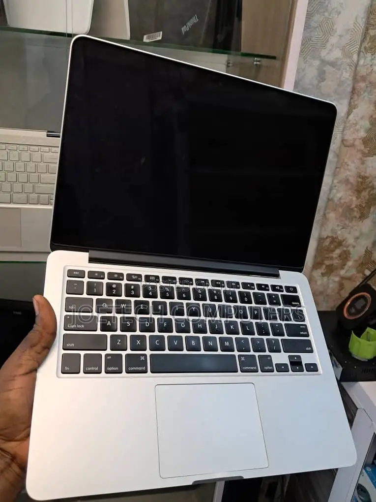 Laptop Apple MacBook Pro 2015 8GB Intel Core i5 SSD 256GB