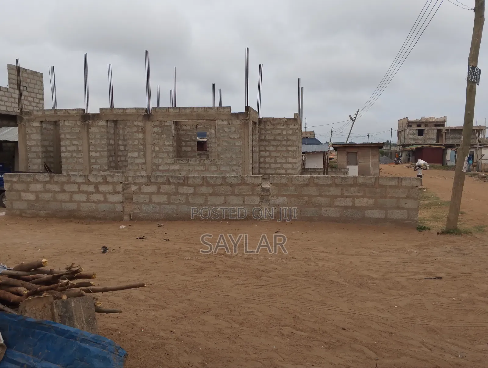 Uncompleted Structure on Lentil Level for Sale Klagon