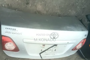 Toyota Corolla 2009 Boot