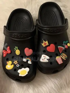 Crocs With Jibittz