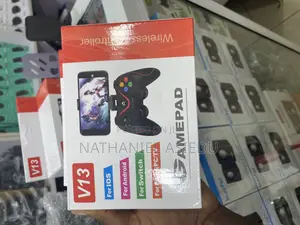 V13 Wireless Bluetooth Gamepad With a Phone Holder