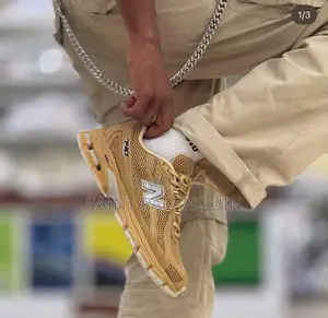 New Balance Model 740