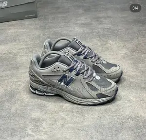 New Balance Sneakers