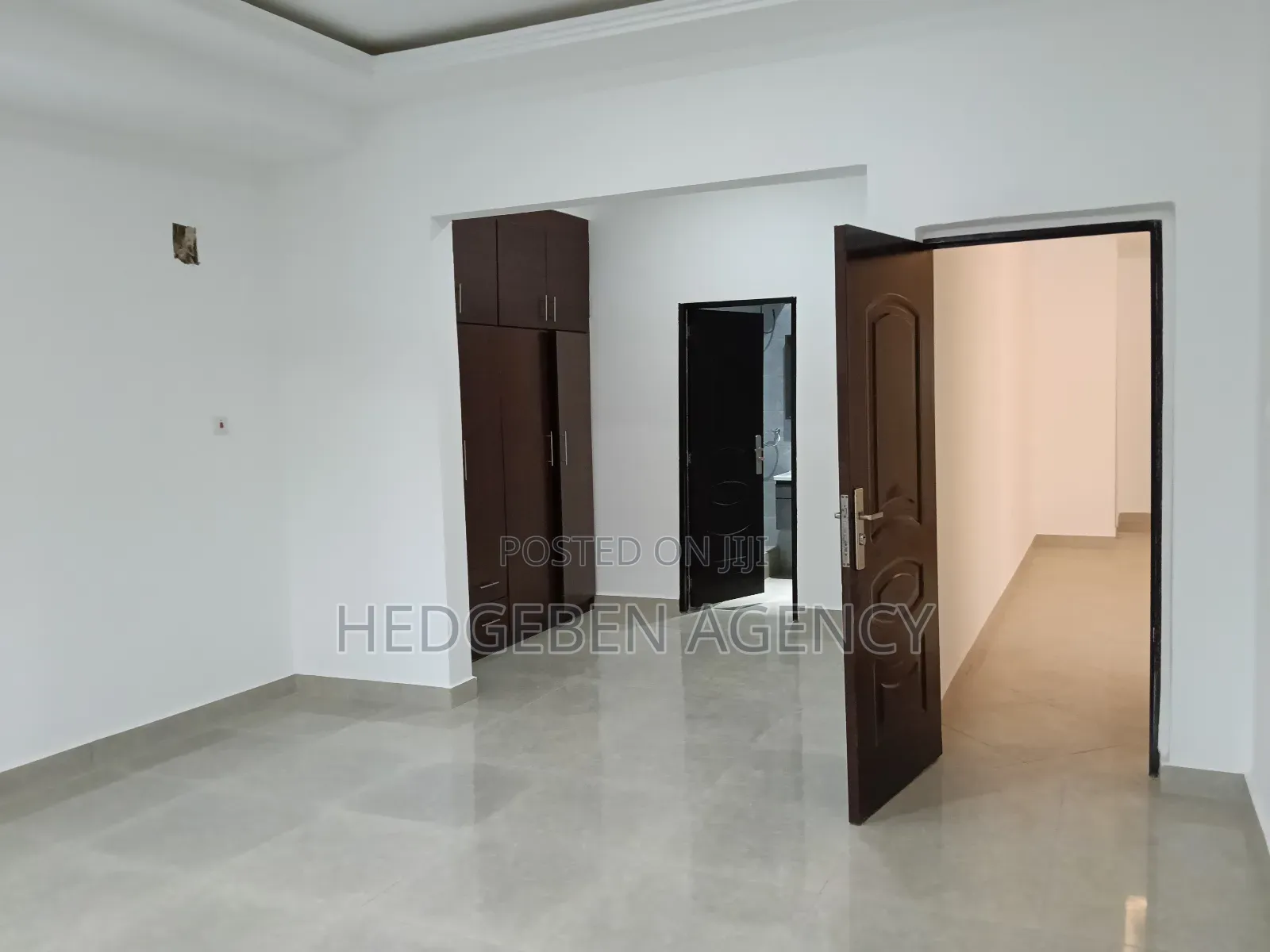 3bdrm House in School Junction for rent
