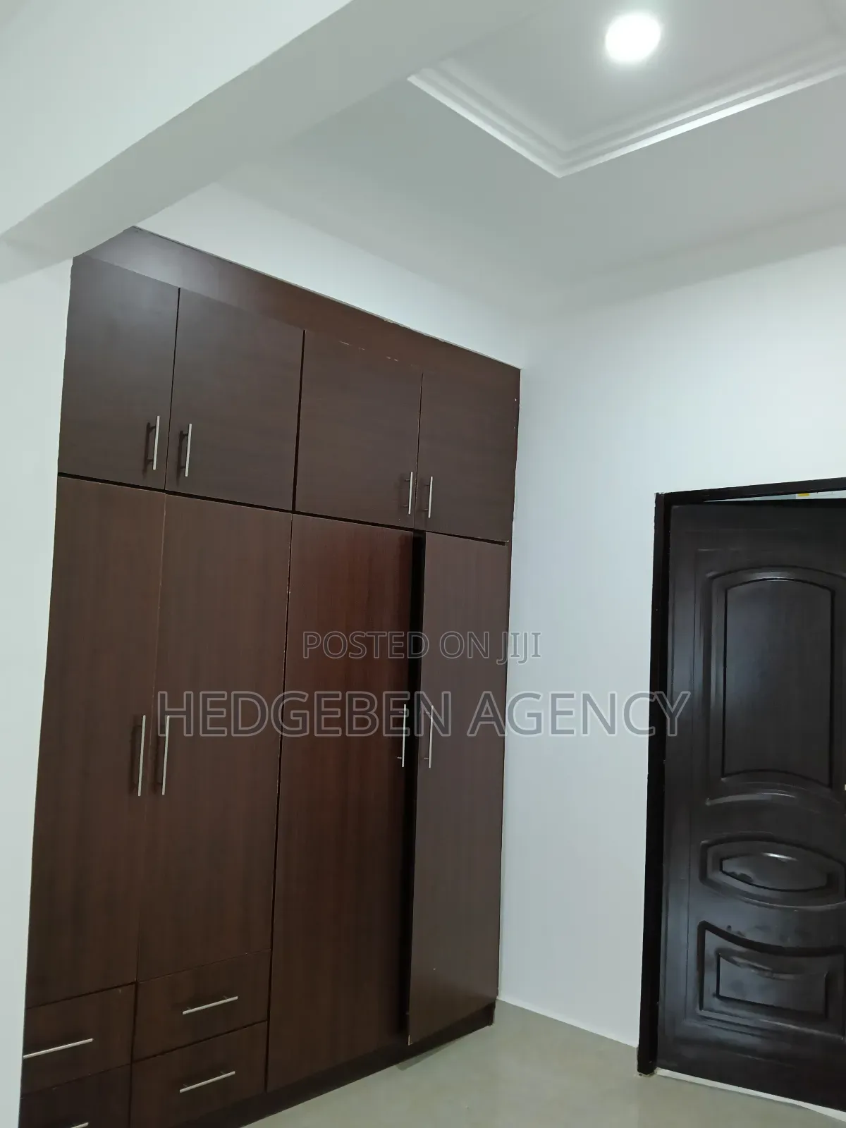 3bdrm House in School Junction for rent
