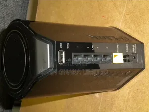 D-Link 600 MBPS 4-Port Gigabit Wireless N Router (Dir-826l)