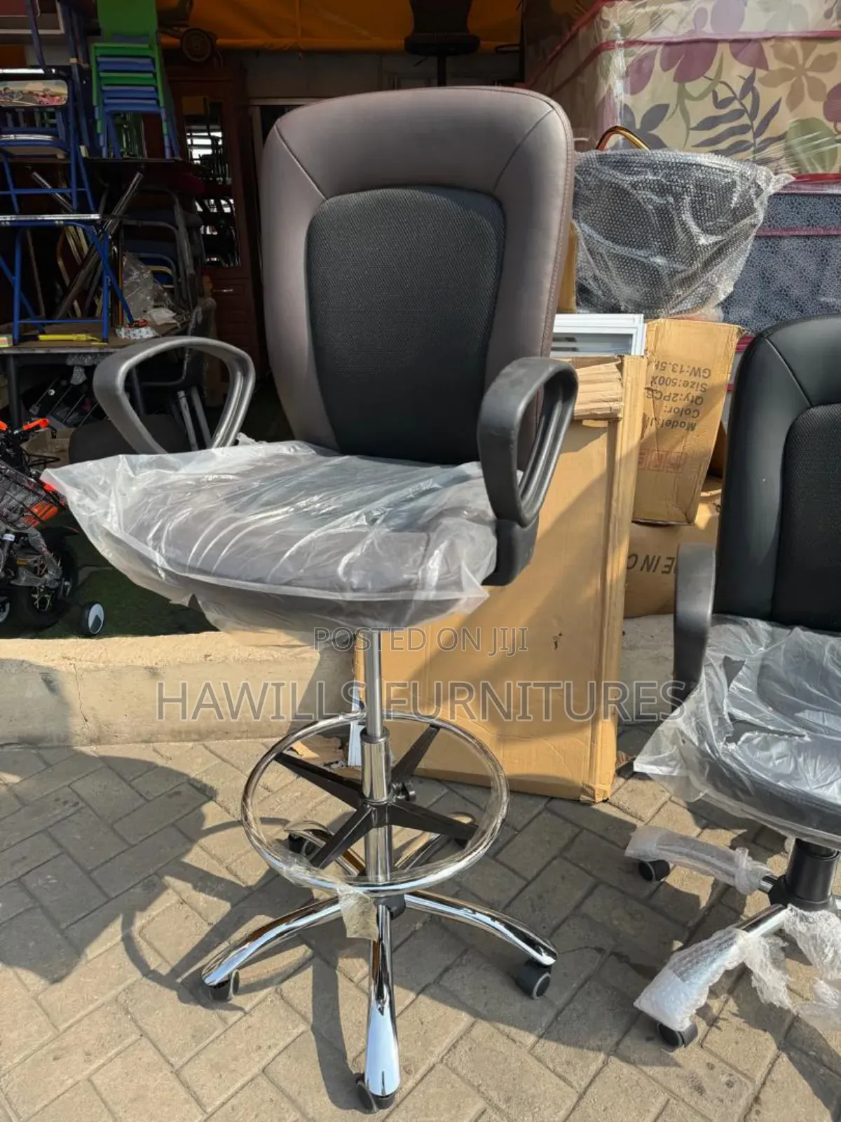 Laboratory Task Chair