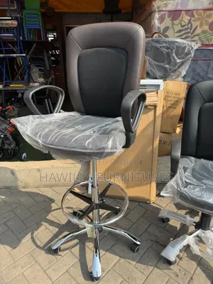 Laboratory Task Chair