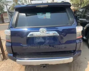 Toyota 4-Runner 2017 Blue