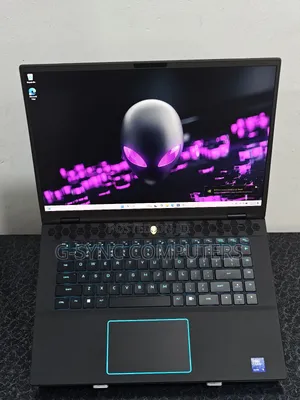 Laptop Dell Alienware M16 R2 16GB Intel Core Ultra 9 SSD 1T