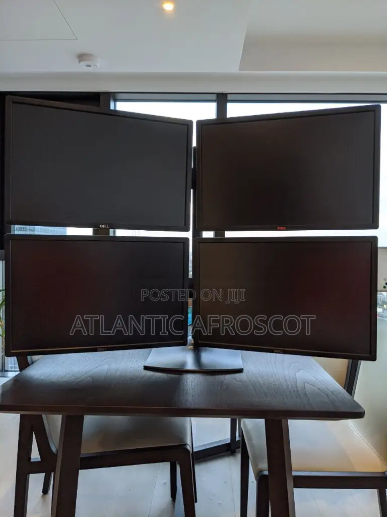 Ds100 Quad-Monitor Desk Stand/Mount