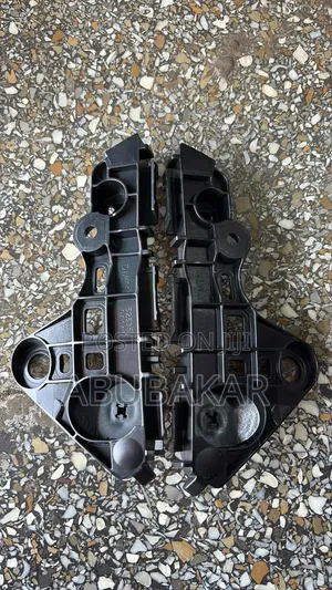 Toyota Corolla Cross 2020 Bracket