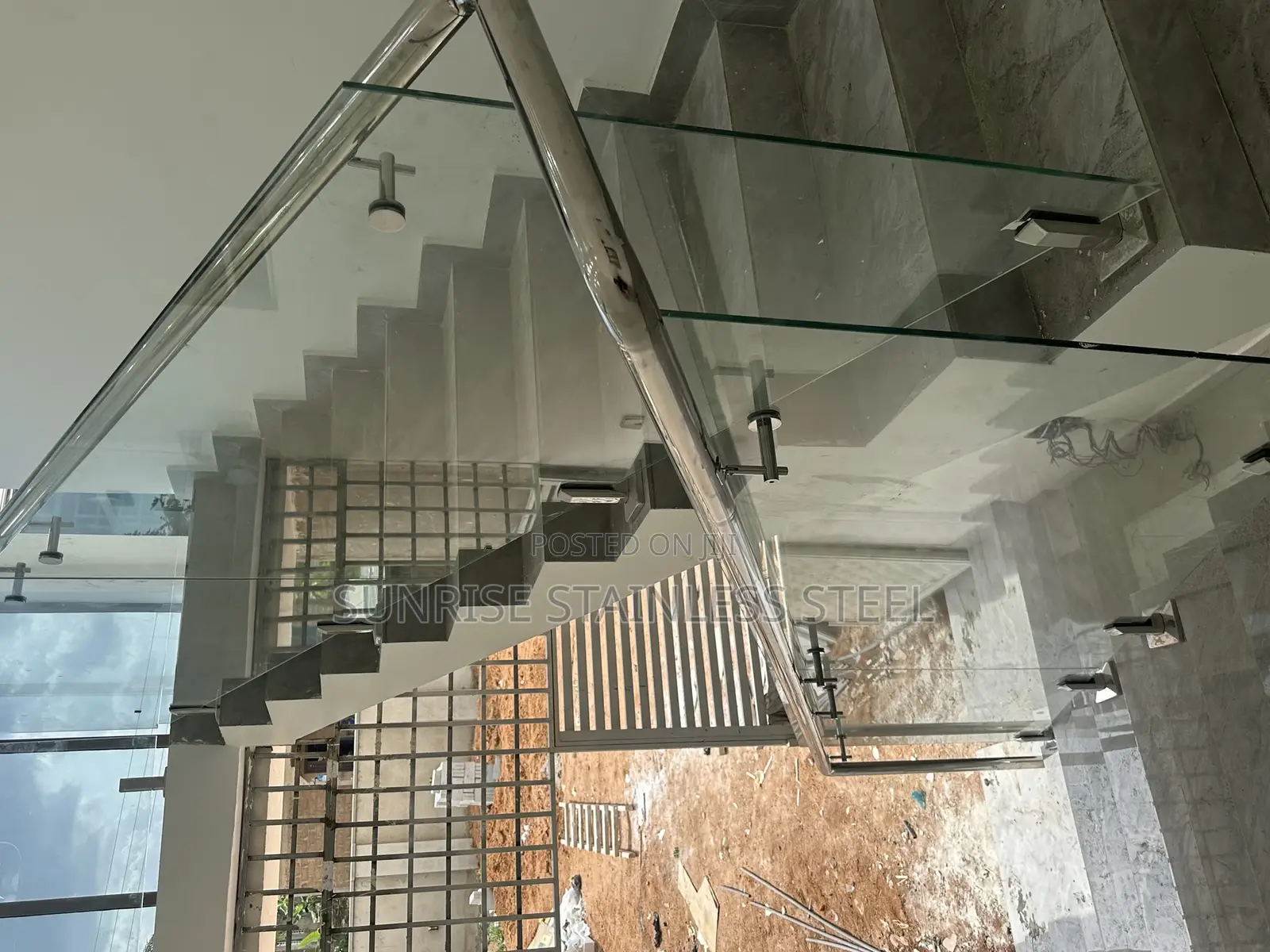 Stainless Frameless Design
