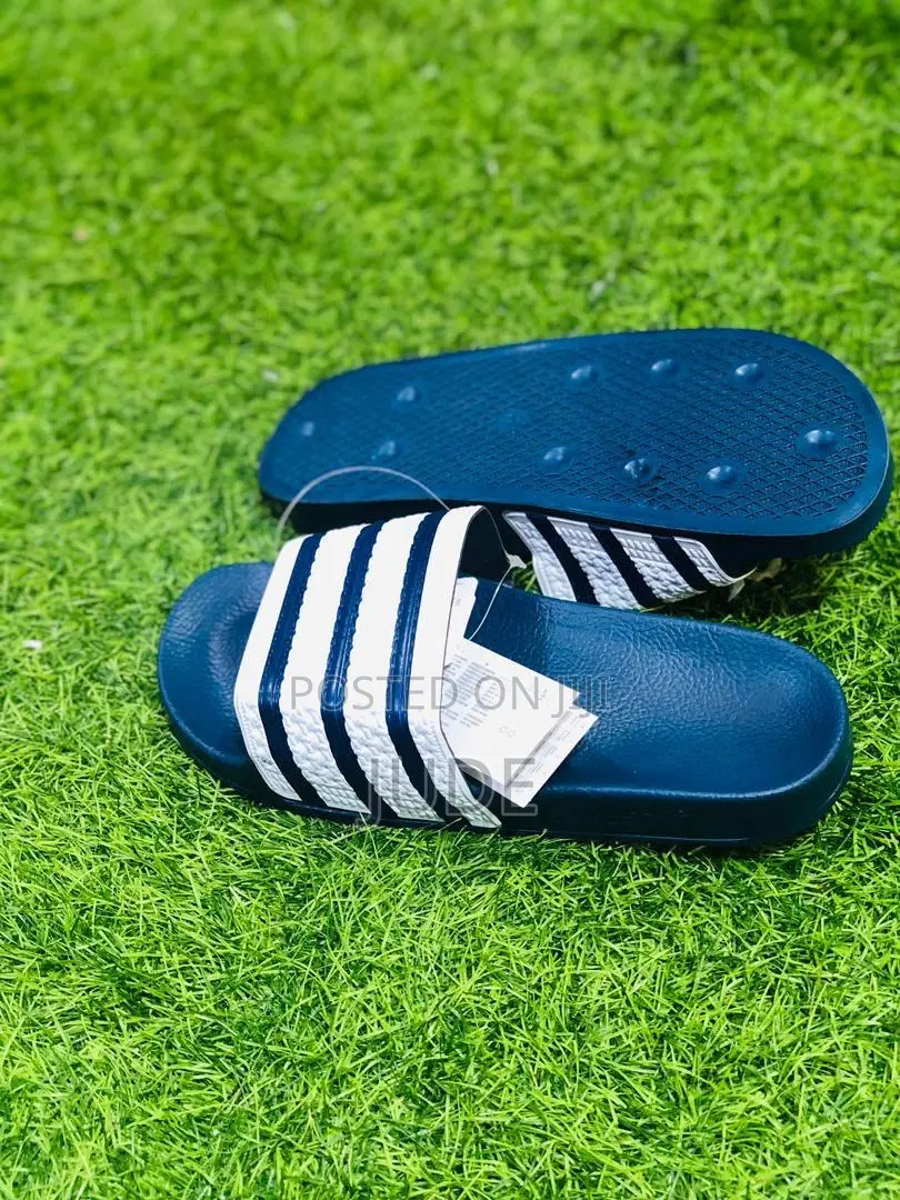 Adidas Adilette