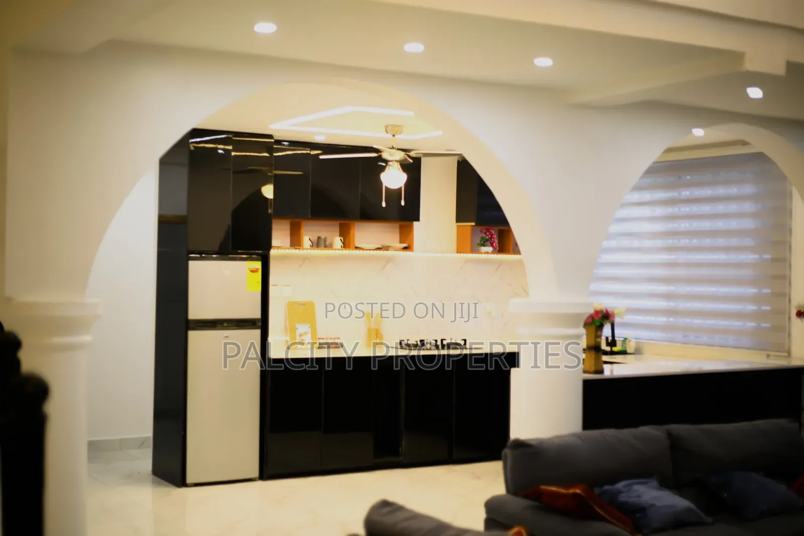 3bedrooms Fully Furnished Apartments for Rent at Ejisu.
