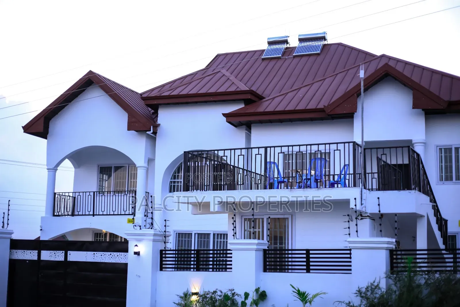 3bedrooms Fully Furnished Apartments for Rent at Ejisu.