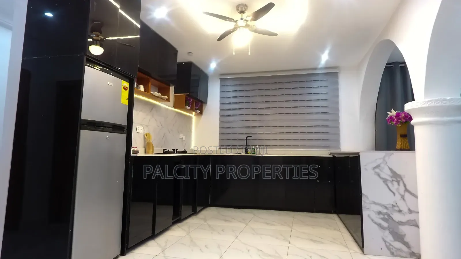 3bedrooms Fully Furnished Apartments for Rent at Ejisu.