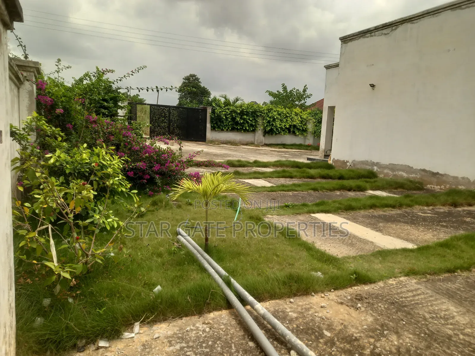4bdrm House in Abrepo Asubonteng, Kumasi Metropolitan for sale