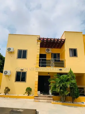 2bdrm Apartment in West Hills Mall Area for rent